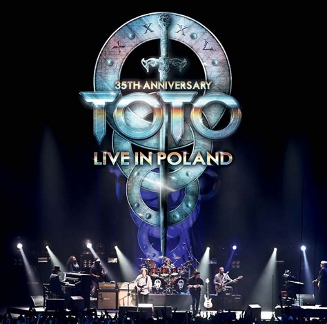 Toto: 35th Anniversary Tour Live in Poland (2014) .